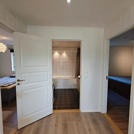 Quaint At Kvaloya, Apartment *